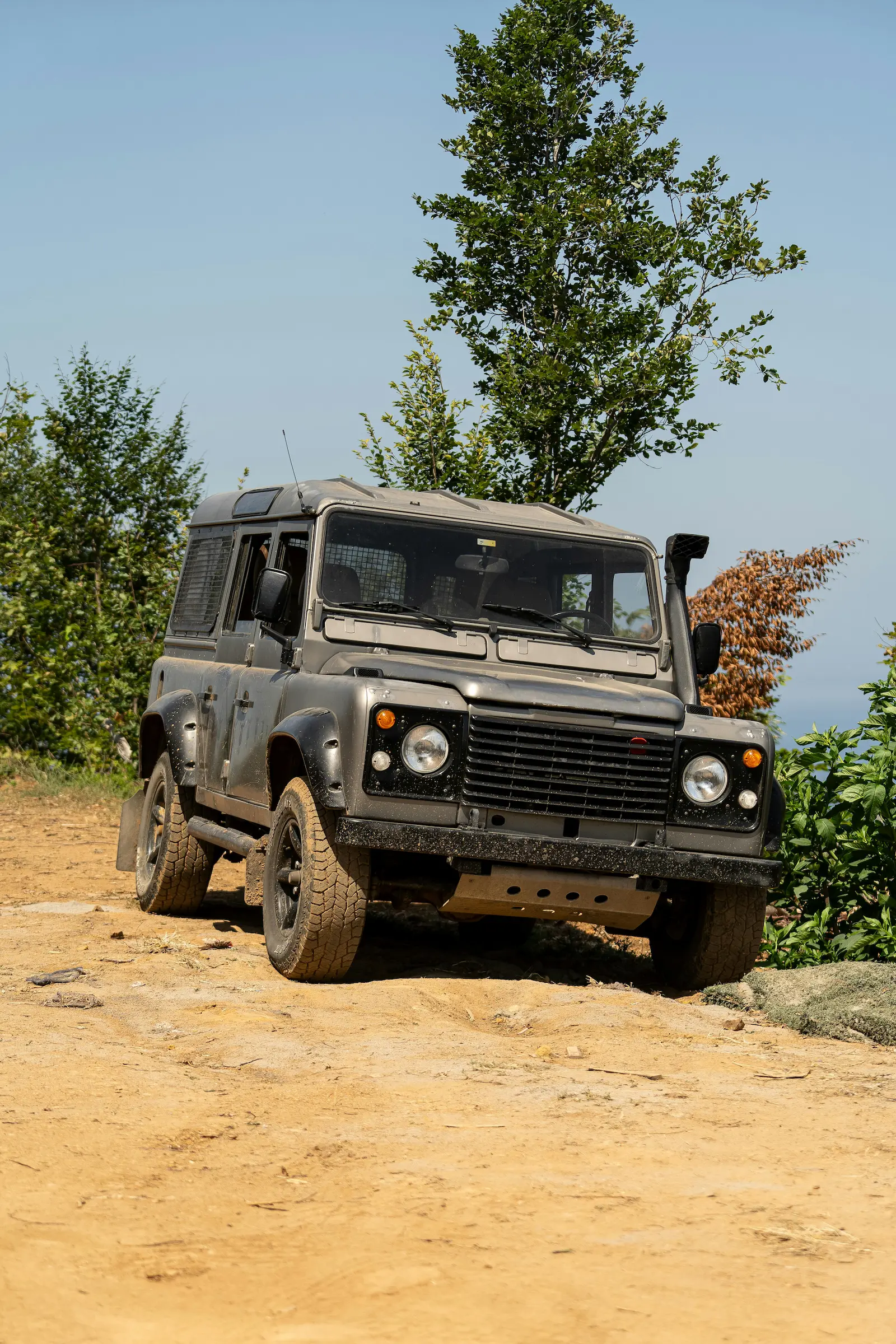 Land Rover Technical Support